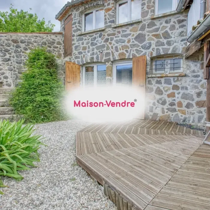 Maison 3 pièces Rochessauve à vendre